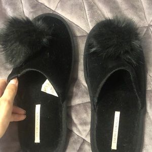 VICTORIA SECRET SLIPPERS worn once